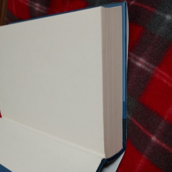 Sandra Brown "Tailspin" Thriller Story 454 Pgs. Like New - Picture 4 of 7